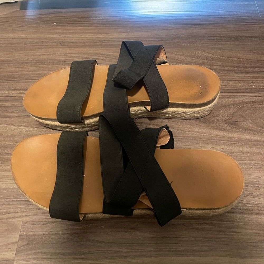Steve Madden Black Platform Espadrilles